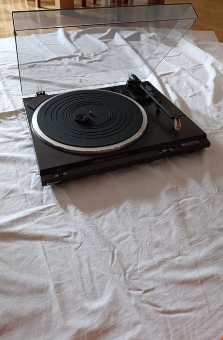 Gramofon Technics SL-BD20