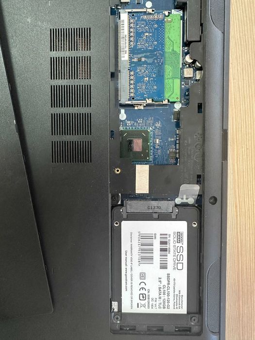Ноутбук Dell Inspiron 3521 15.6 i3-3217U (1.8 ГГц) RAM 4 ГБ SSD 120 ГБ