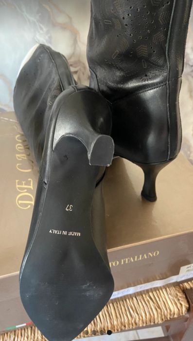 Botas pretas de couro Verão Pele excelente estado