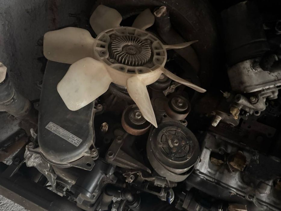 Тойота хай люкс 2.5 двигун 4д4