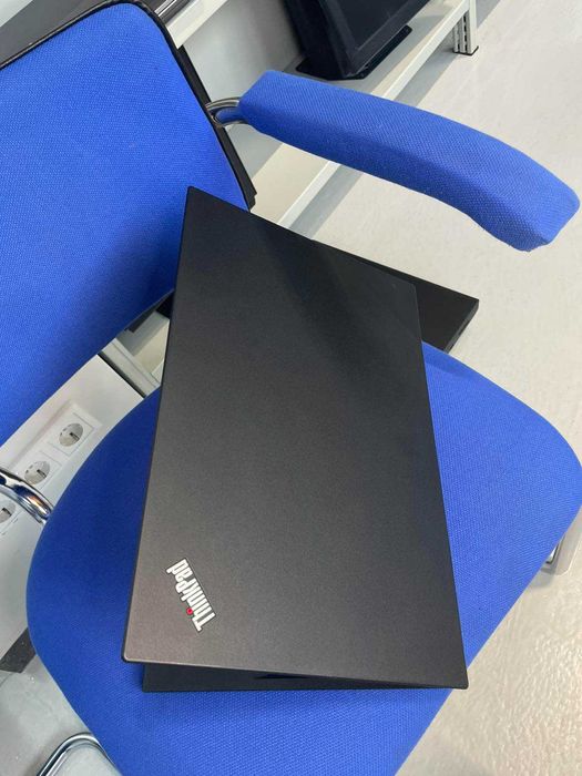 Ноутбуки 15 дюймов  Lenovo ThinkPad L590 з SSD  є  600 шт