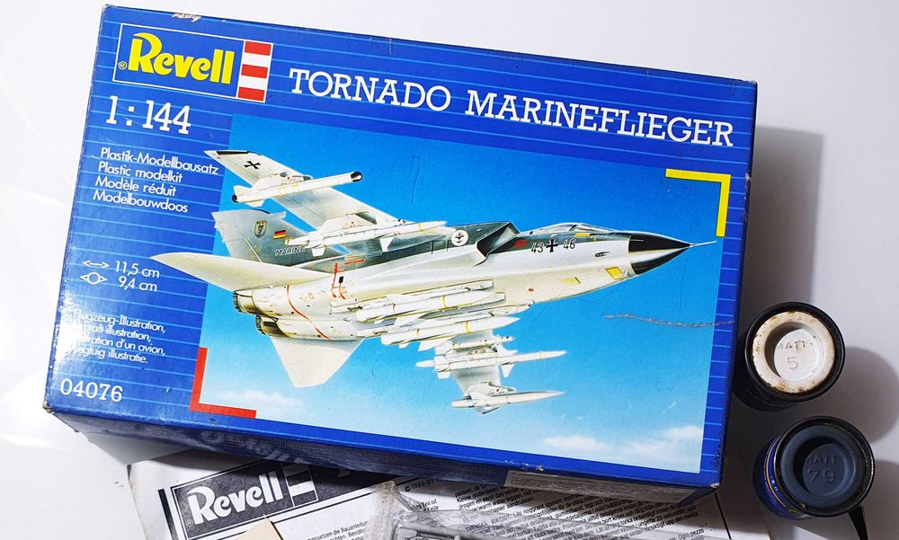 Antigo Kit da Revell ~ "Tornado MarineFlieger" ~ 1:144 ~ 1995 ~ Completo ~ RARO