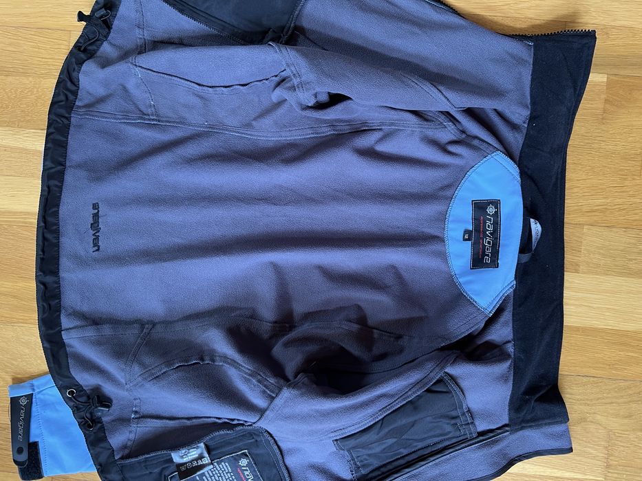 Недорого демисезонная термо куртка Navigare, на 11-12 лет, рост 152