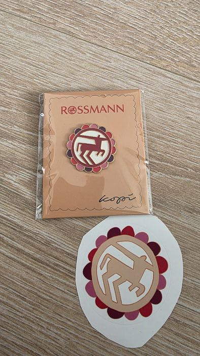 Pin centaur, przypinka rossmann x kopi