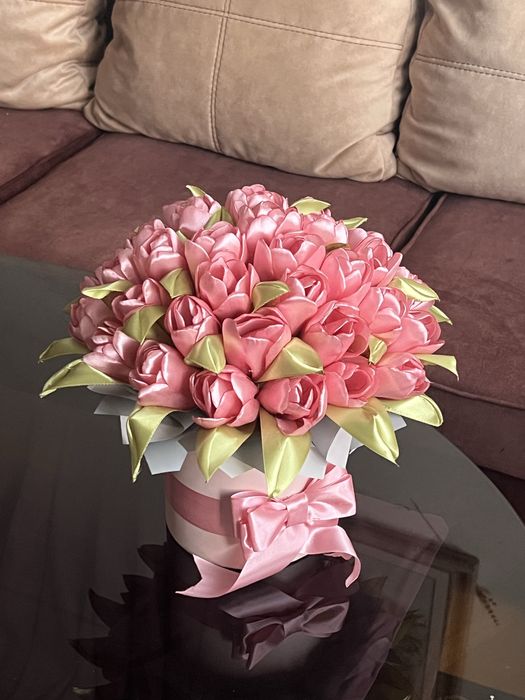 Тюльпани атласні / квіти з атласу