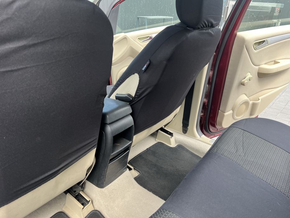 Продам авто Mercedes b150 автомат