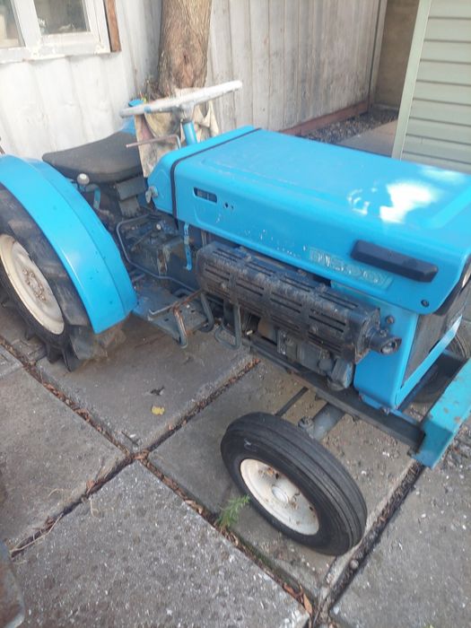 Минитрактор с документами