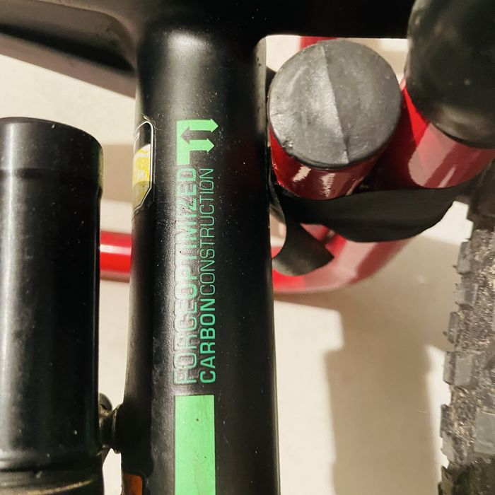 Vendo Bicicleta GT de carbono 27.5