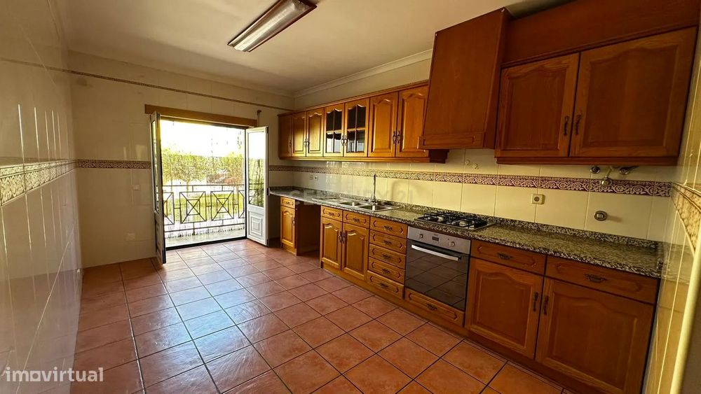 T3 Apartment with Excellent Solar Exposure in Alcains