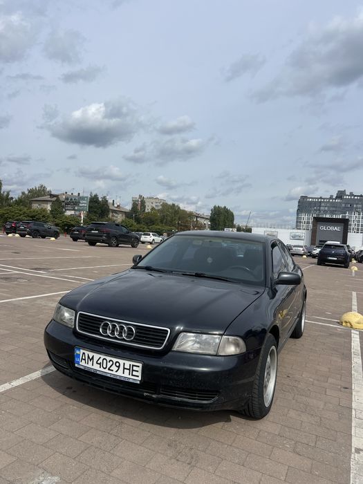 Ауді А4 б5 в гарному стані