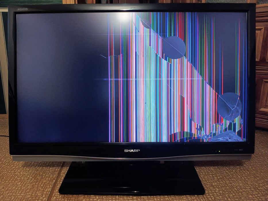 Телевізор sharp 42 дюйми на запчастини або під ремонт
