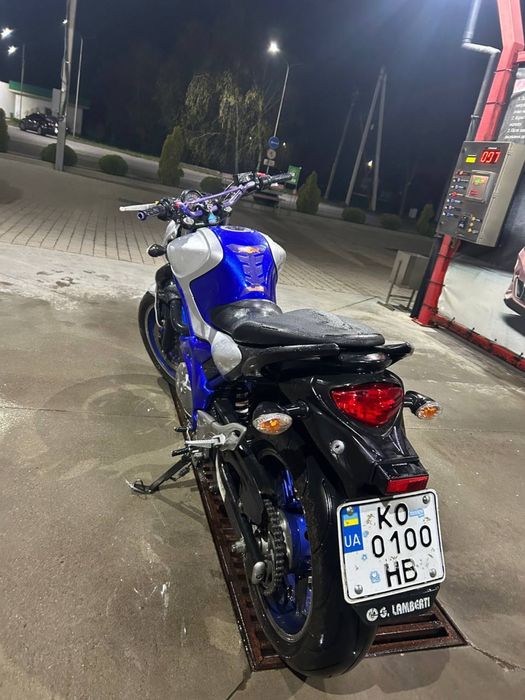 Suzuki gladius 650