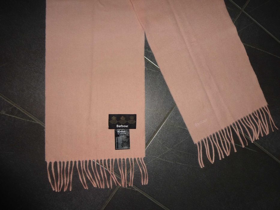 BARBOUR 100% Wool oryg wełniany delikatny jasno różowy szalik jak nowy