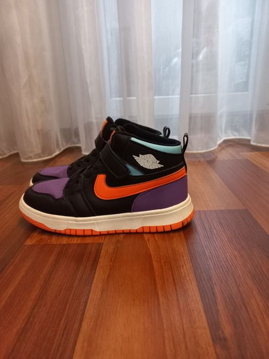 Кроссовки  Jordan 37 p.