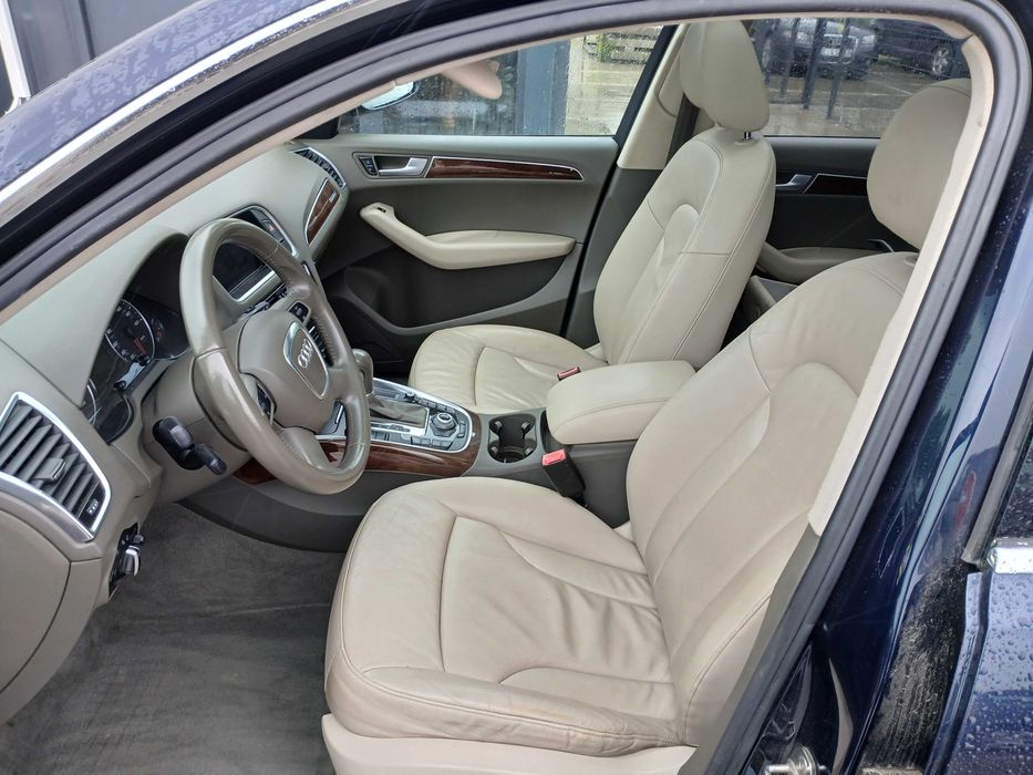 Audi Q5 3.2 benzyna 2010r