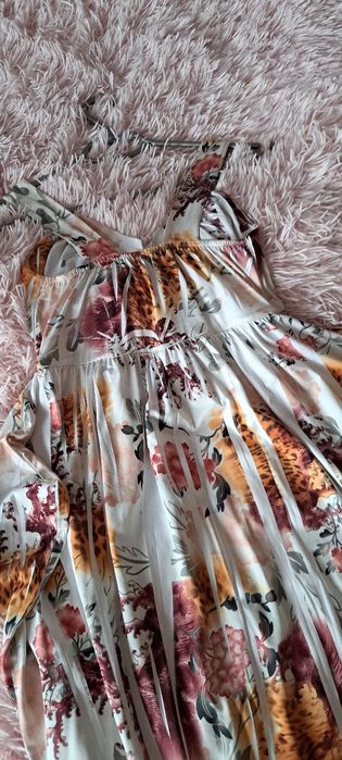 Sukienka M/L z kamyczkami