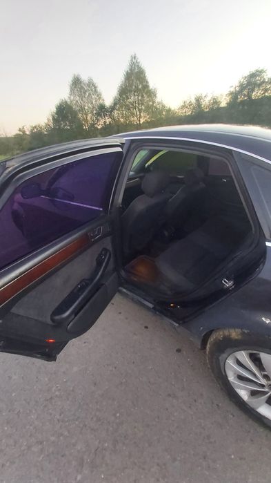 Продам ауді а6с5 1.9тді