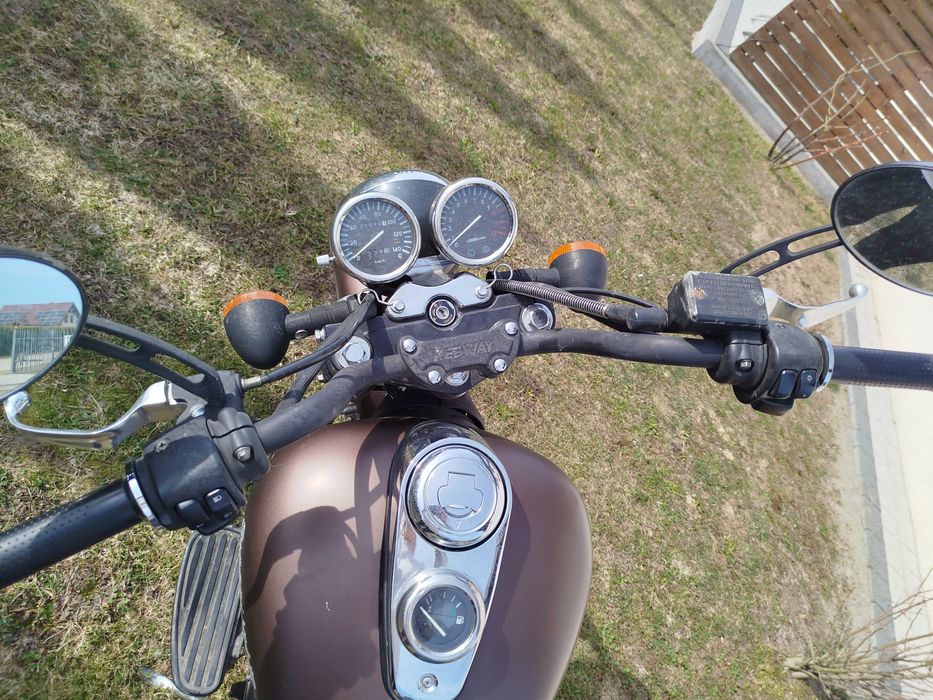 Motocykl keeway superlight 125