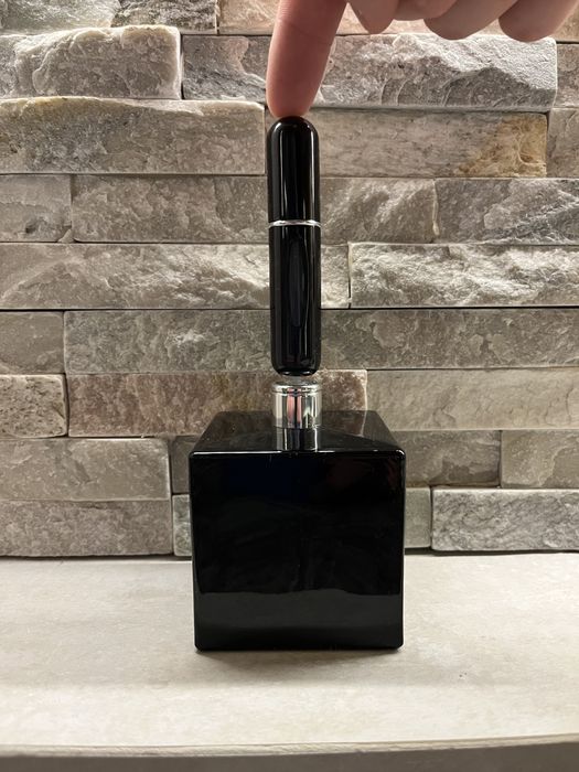 Fiolka z rozpylaczem do perfum 5 ml