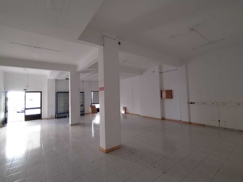 Vende-se Loja em Amora