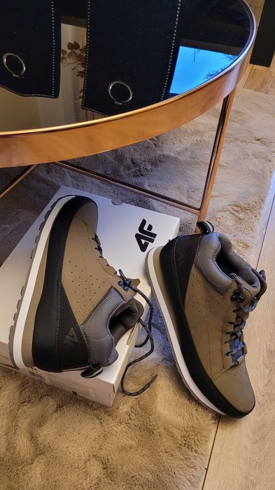 4F Buty męskie zimowe NOWE 44 Skóra Zima 25 PROMO!