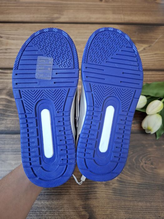 Sneakersy dziewczęce - 30 - Reserved - Nowe