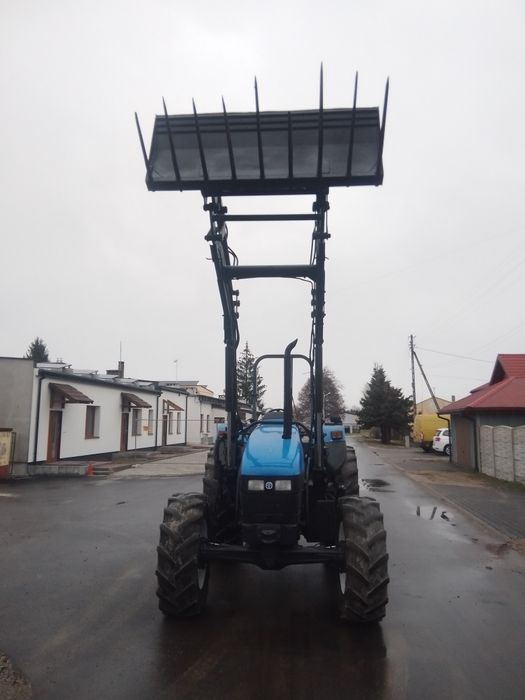 New Holland TS 90