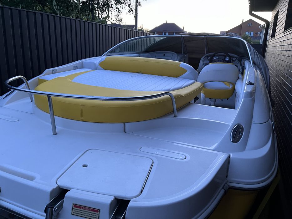 Продам катер MONTEREY 208 SI