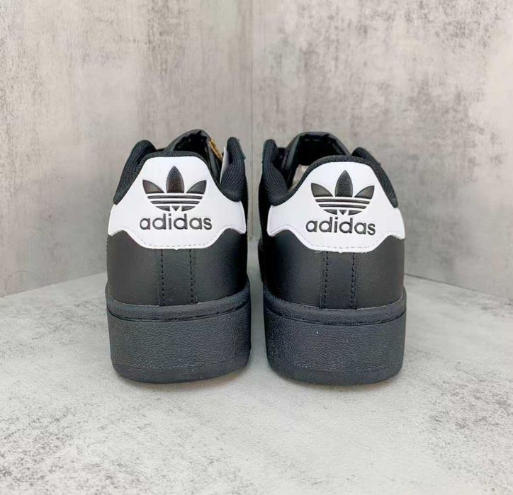Superstar foundation Black 41