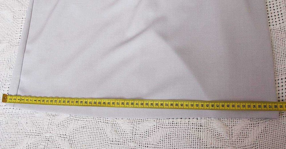 Szara sukienka z krótkim rękawem z bufkami 44/46 plus size