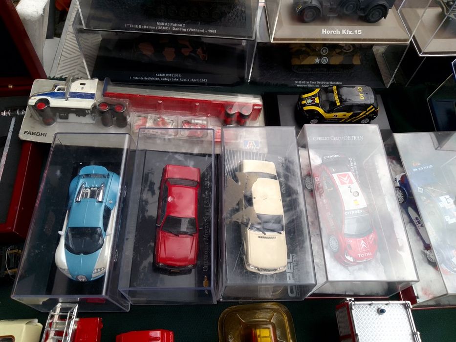 Miniaturas 1/43 Diversas