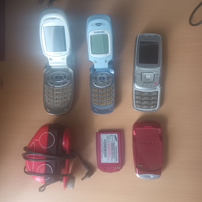Старі телефони Samsung