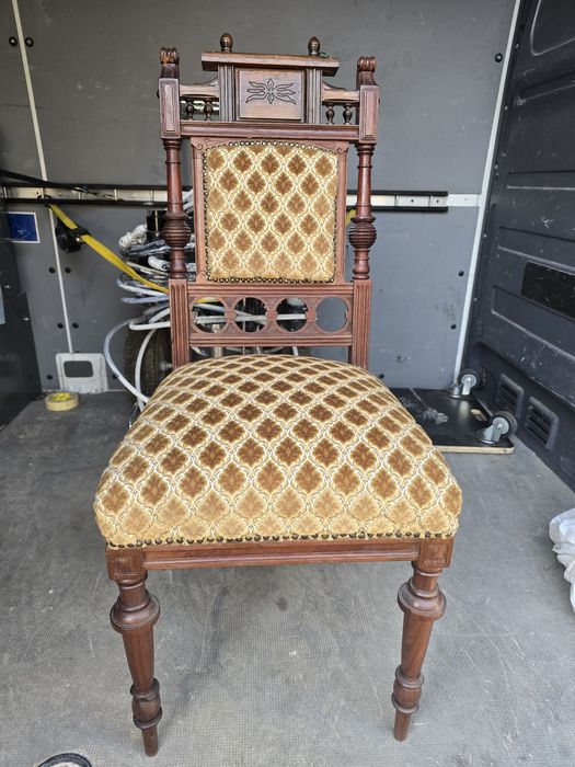 Kanapa 3 + fotel Tron + krzesło Antyki