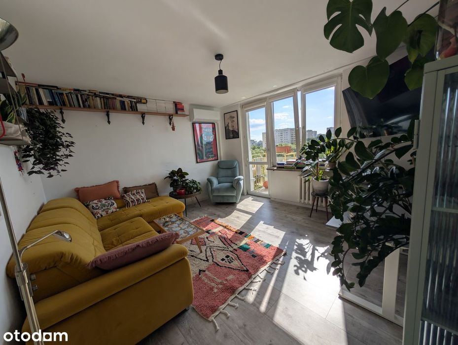Bezpośrednio | 3 pokoje | 48m² | Klimatyzacja | Oddzielna kuchnia