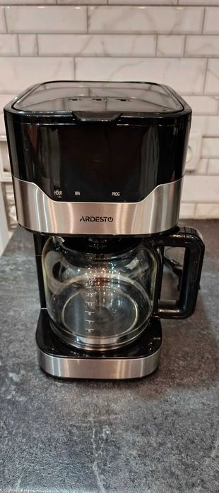 Продам кавоварку крапельну.стан новий