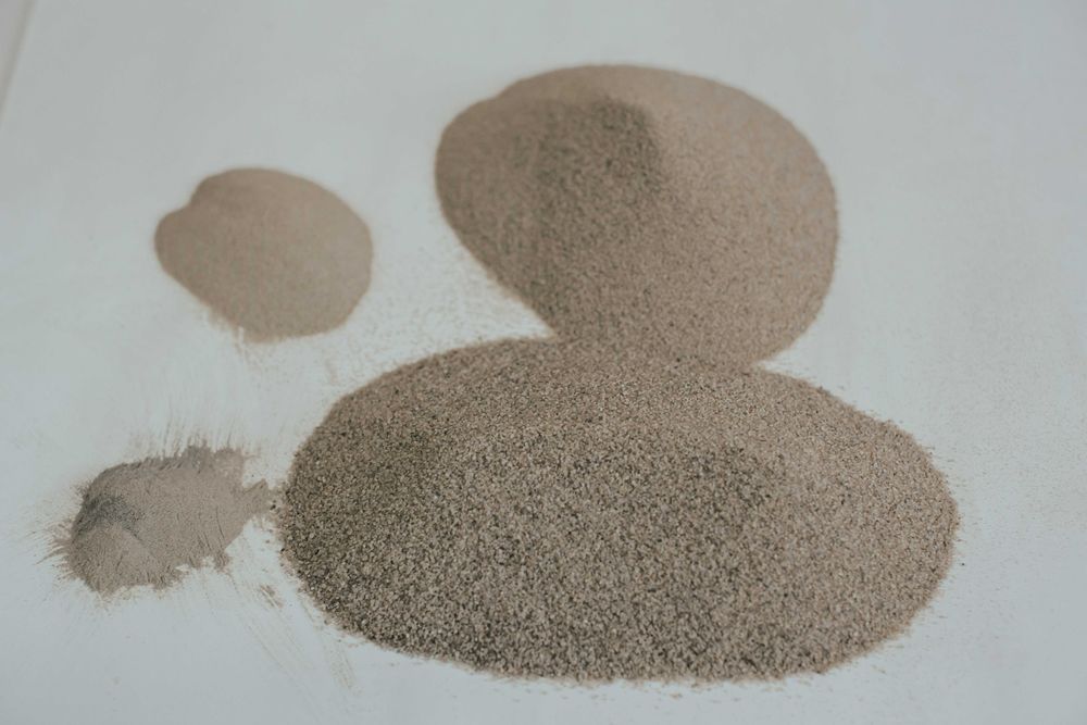 Будівельний пісок та щебінь