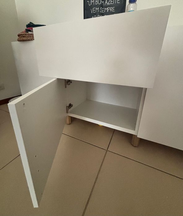 Aparador BESTA Ikea