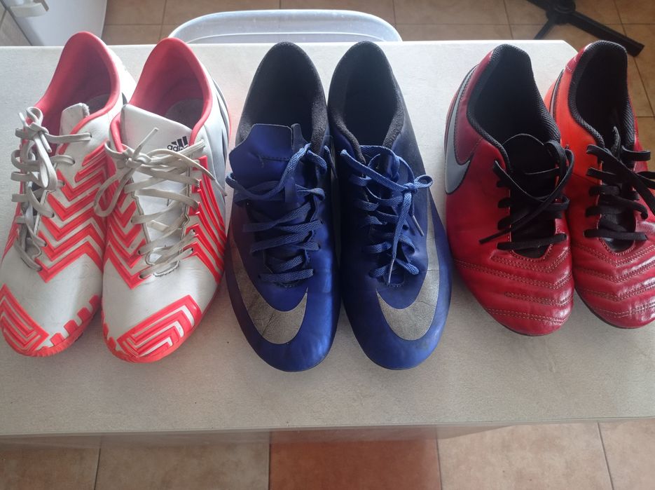 Sprzedam buty korki 41 i 38 !