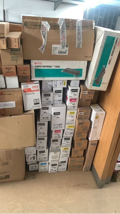 Lote toners e tinteiros