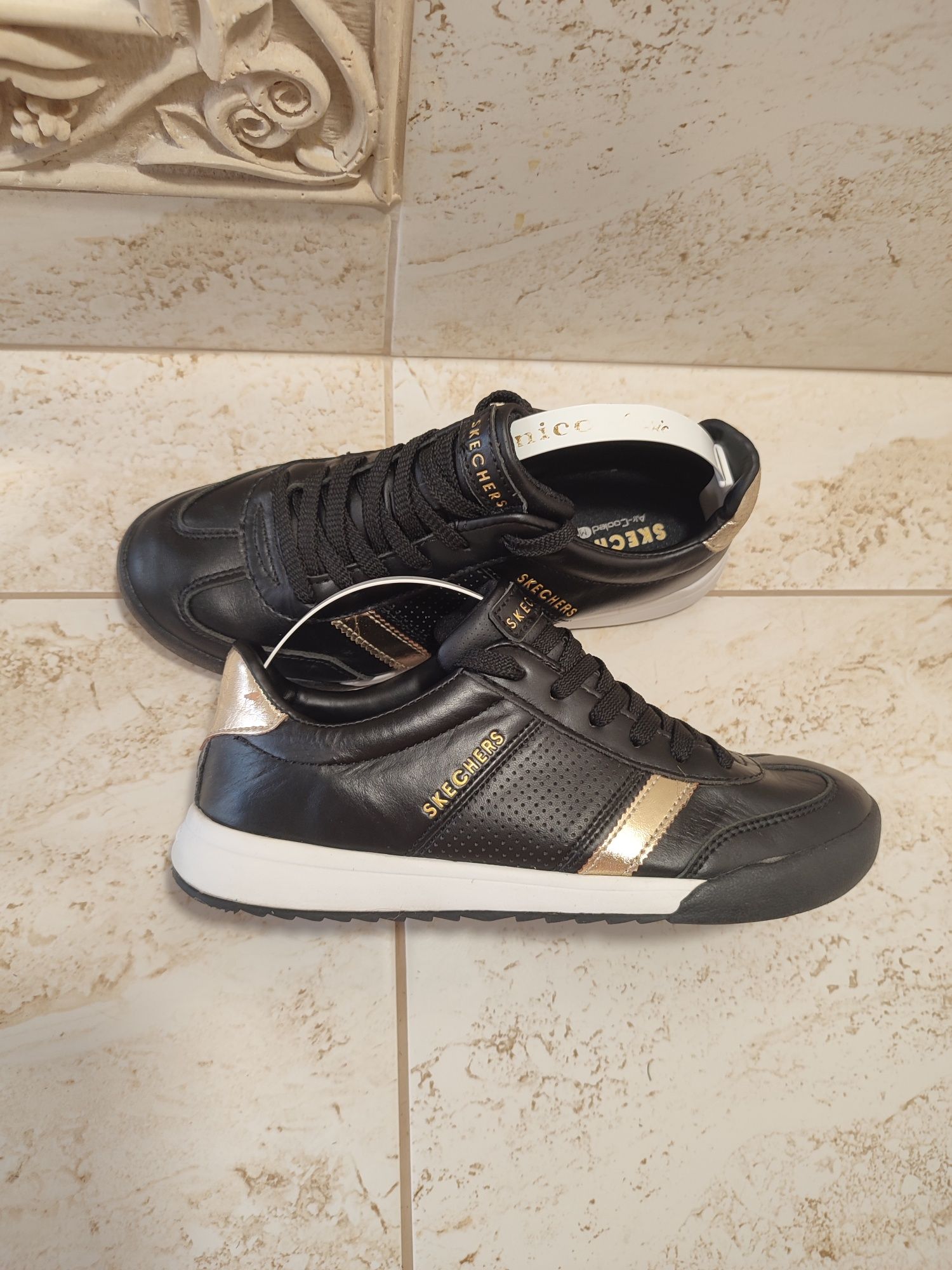 Skechers zinger flicker ireland hotsell