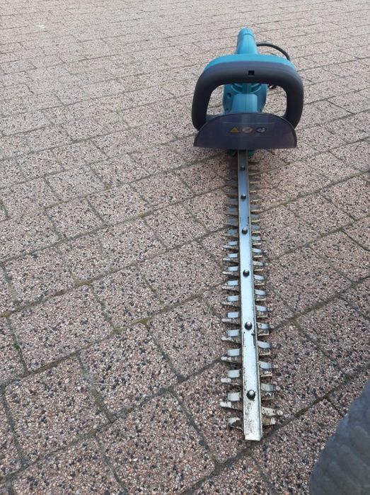 Sprzedam nożyce elektryczne do żywopłotu