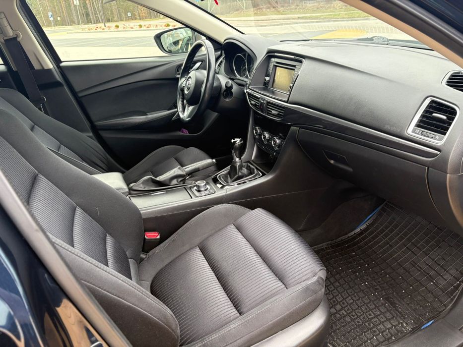 Mazda 6