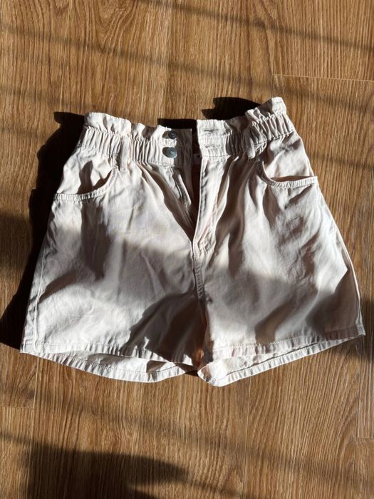Шорти жіночі.   .