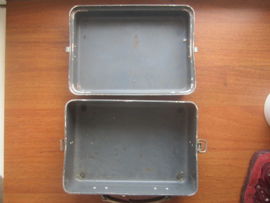 Металлическая коробка для хранения и переноски тестера Ц4312 и др.