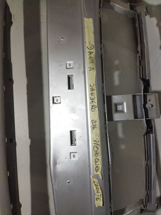 Parachoque Dacia Sandero 2016 frente