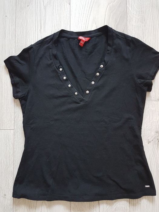 T-shirt jak nowy Guess czarny, r. M