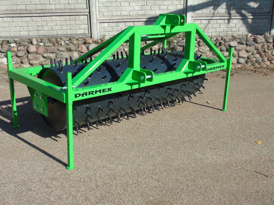 Aerator model AREO  łąkowo polowy wał kolczasty 1m  do 6m