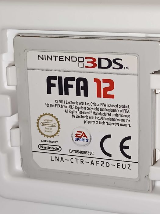Jogos PES6 e FIFA12 para Nintendo DS