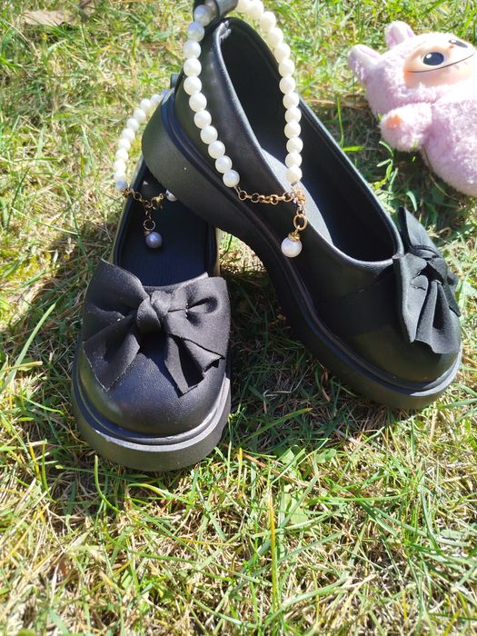 Продам туфлі для принцеси