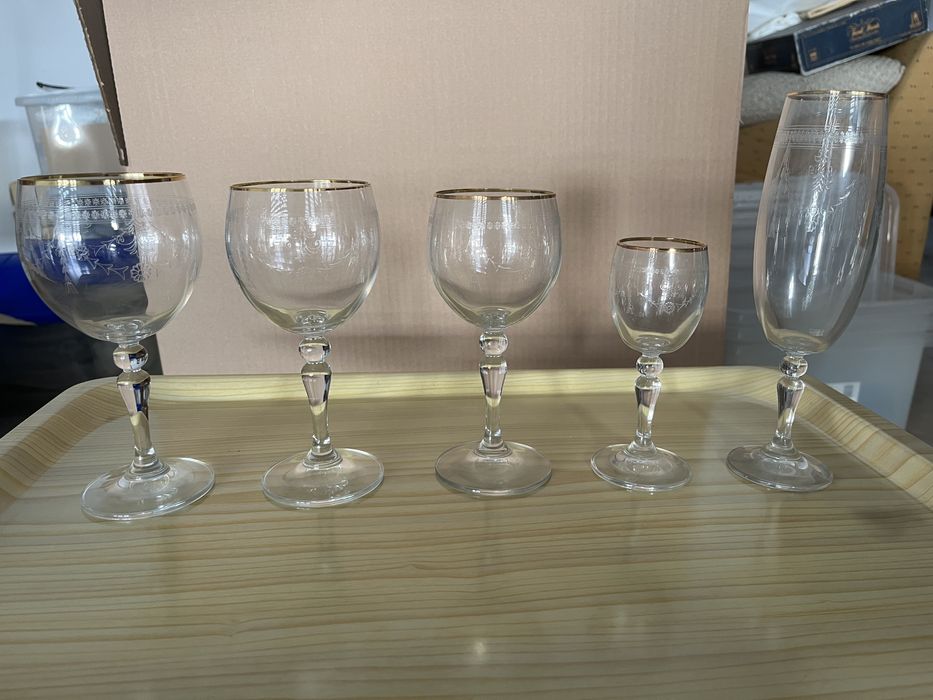 Servico de copos de cristal